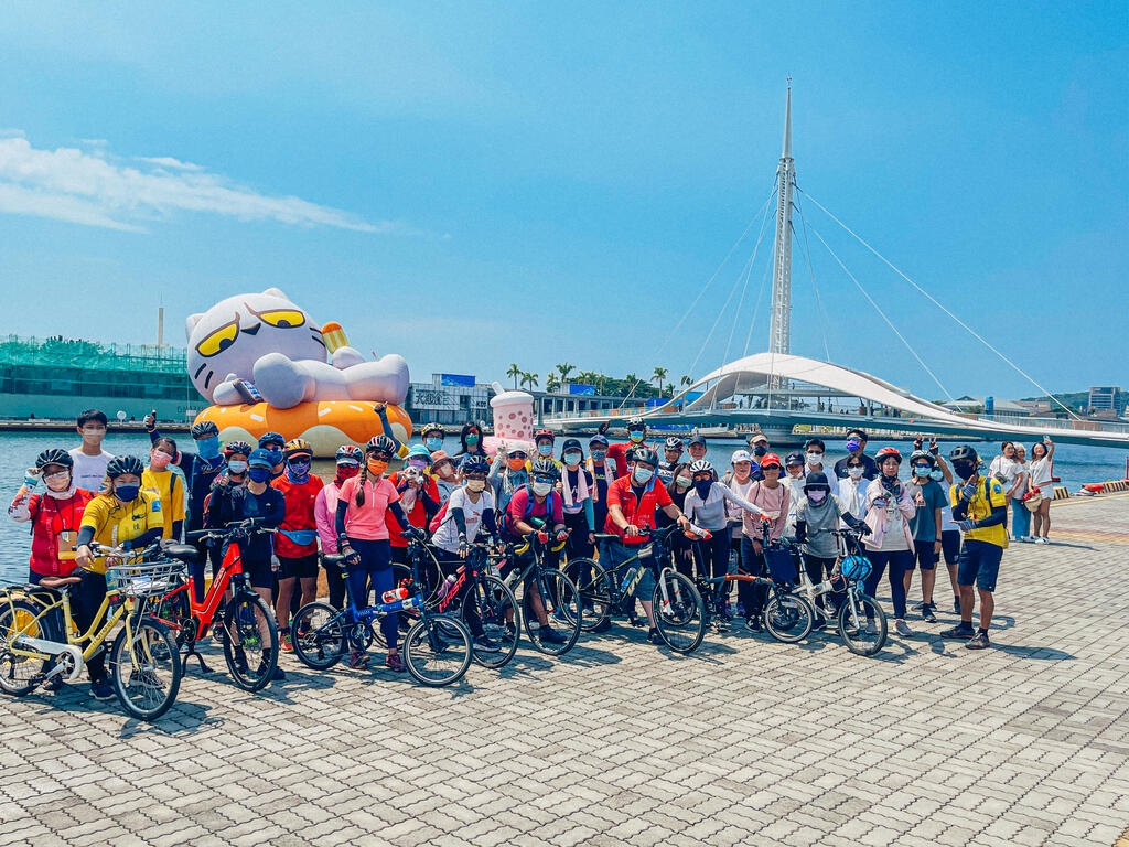 City-Great Harbor Bridge at Pier 2 