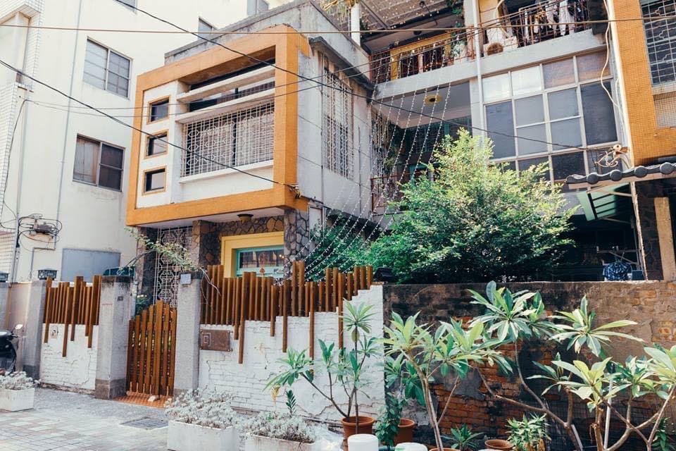 同&middot;居 With Inn Hostel