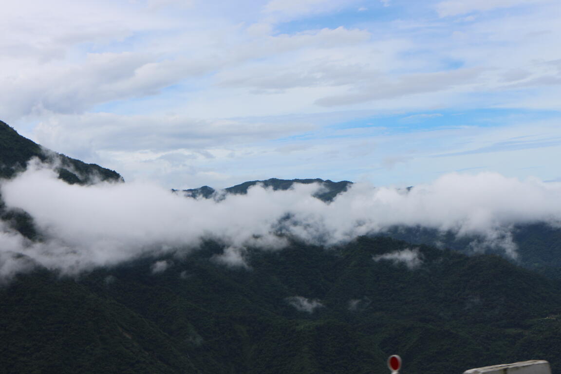 觀望山遠眺山景