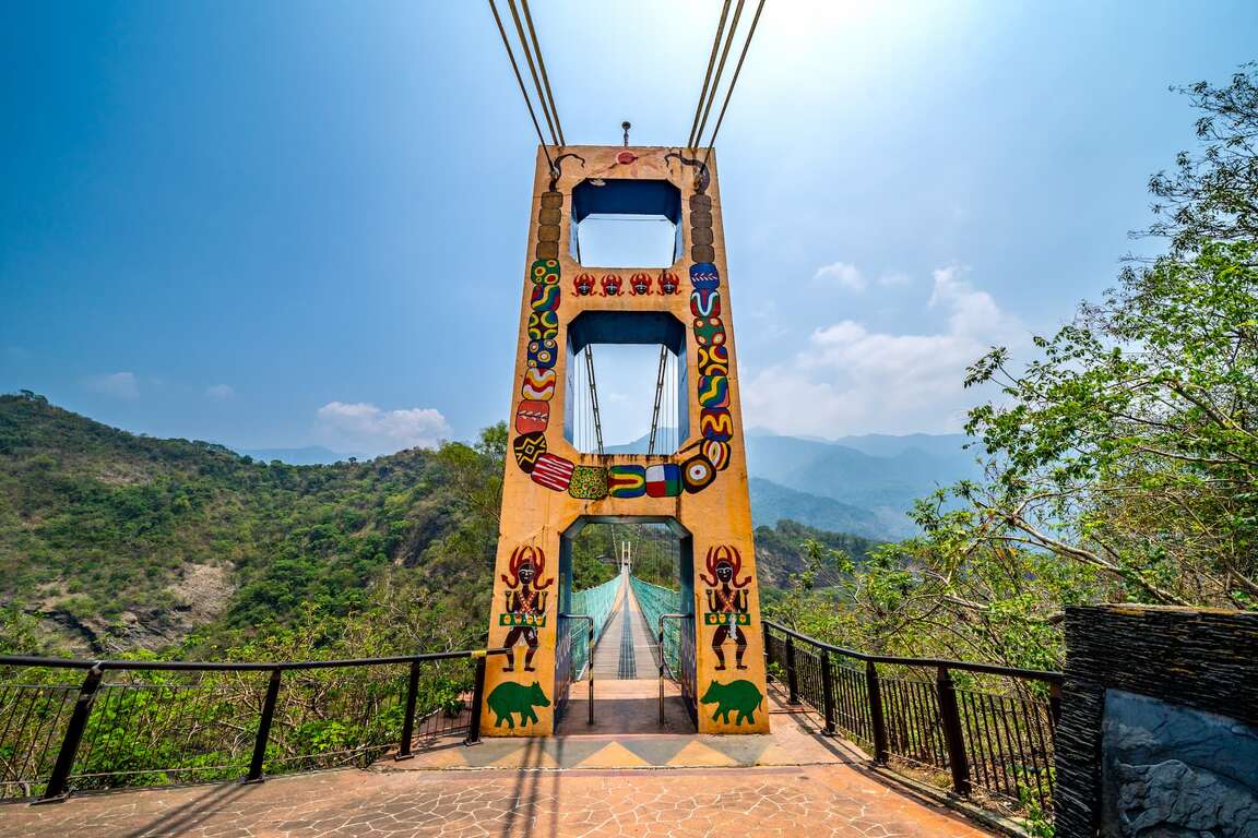 登山ハイキングの旅一日コース