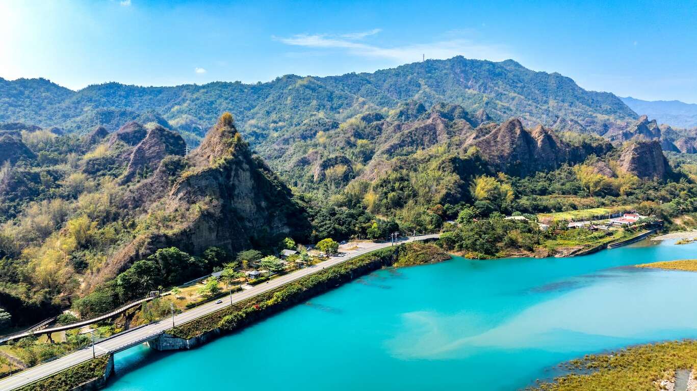 登山ハイキングの旅二日コース