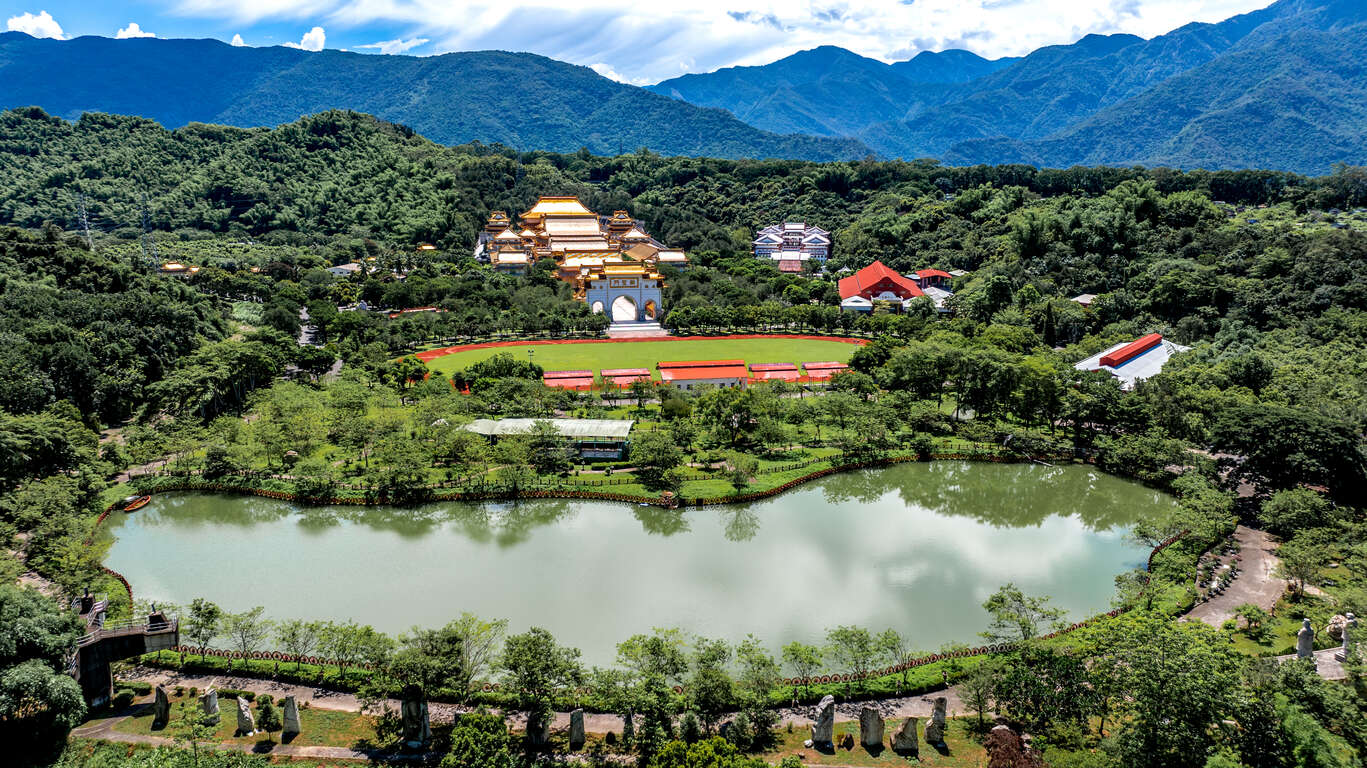 Shenwei Tiantaishan Monastery