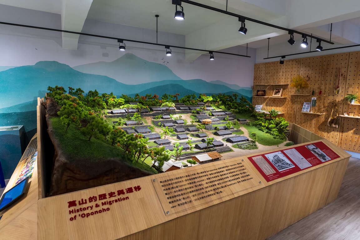 萬山岩雕文化館內部展示