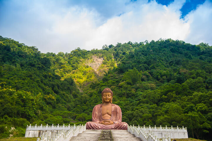 彩虹山大佛
