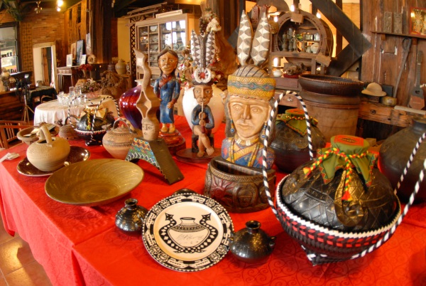 Shan Zhong Tian Handicraft Shop