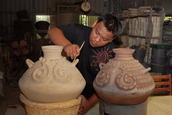 手工陶藝雕刻